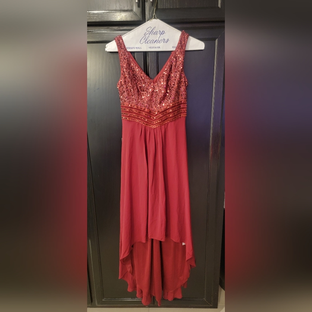 Elegant Red Sequin Dress